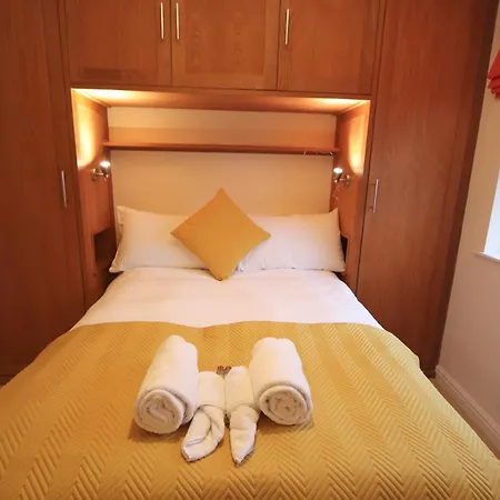 Quiet Riverside With Views And Parking- Hopewell Appartement Bristol